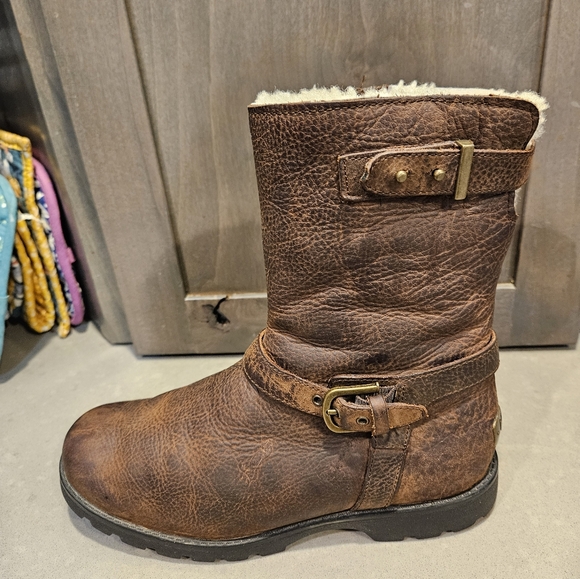 Ugg Brown Leather Moto Boots. Size 7. - Picture 11 of 14